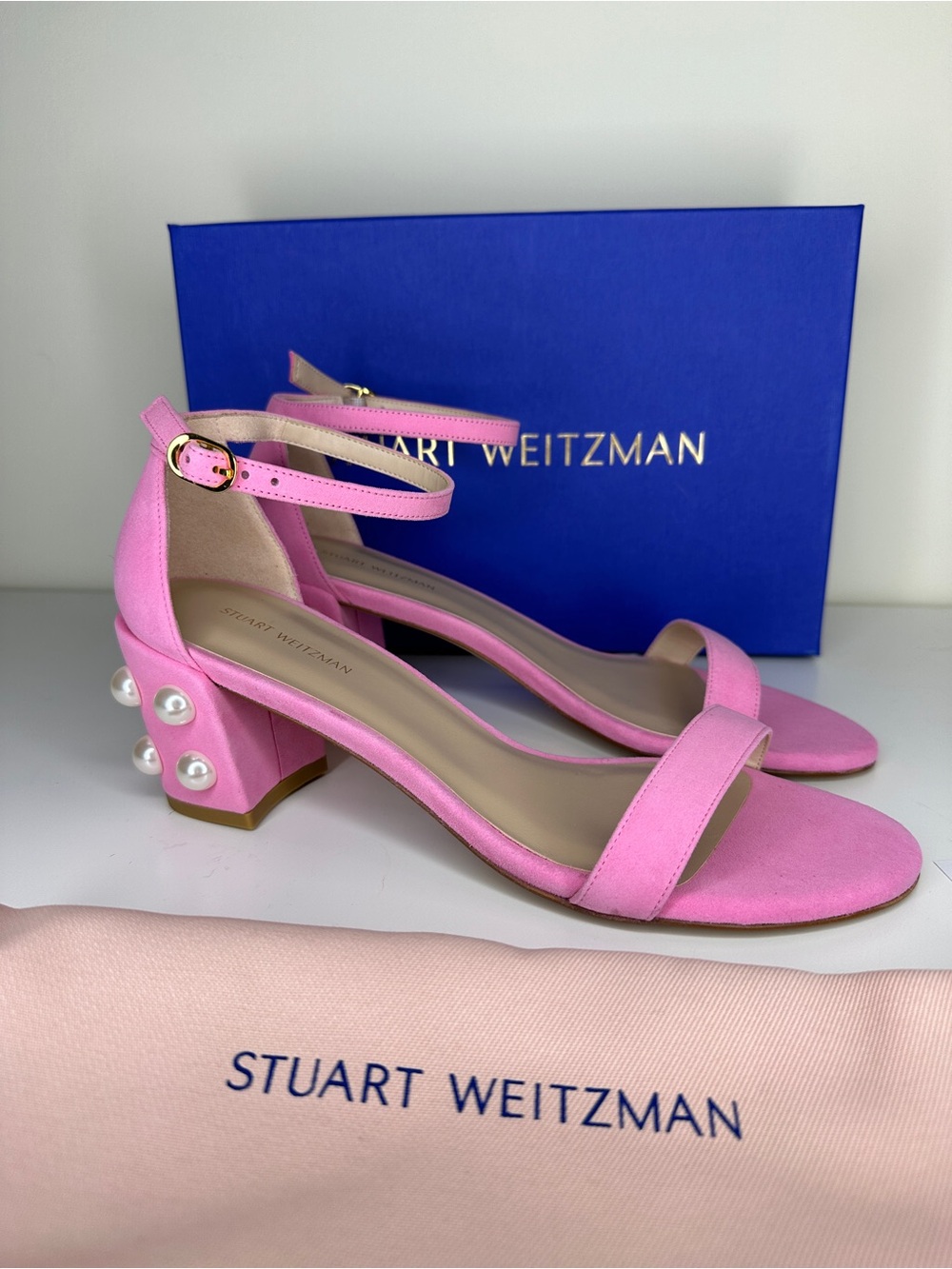Beautiful NIB Stuart Weitzman Simple Pearls Sandal Size 8 B INDIA PINK Suede